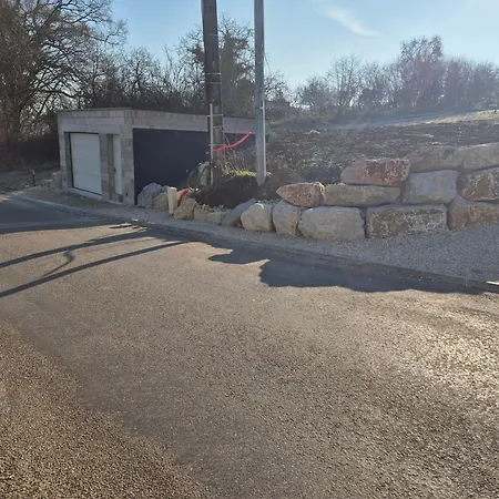 Le Du Bord De Saone Ferienhaus